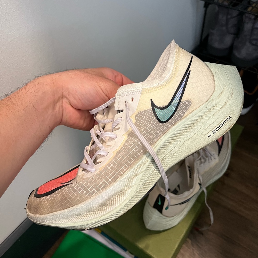 Zoom X Carbon